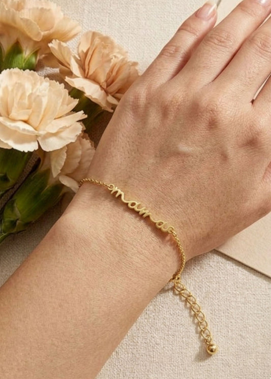 The "Mama" Script Bracelet