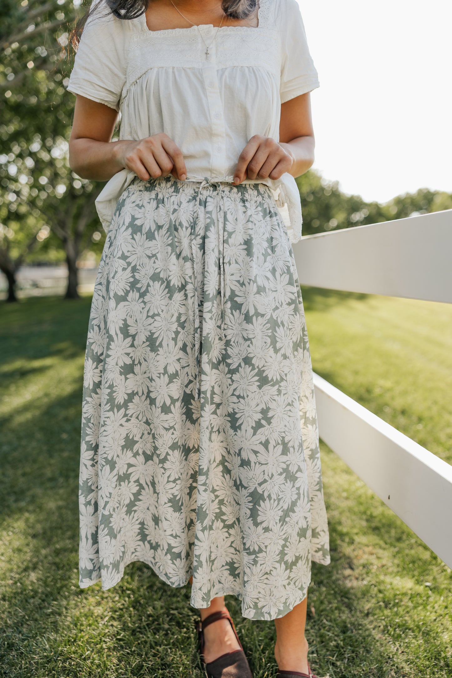 Clara Linen Skirt- Sage